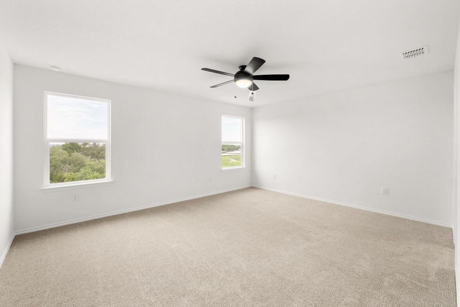 Spacious, unfurnished interior of a new home in Creekside at Estancia, Austin (Image 13).
