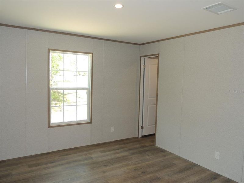 Spacious, unfurnished interior of a new home in , Morriston (Image 25).