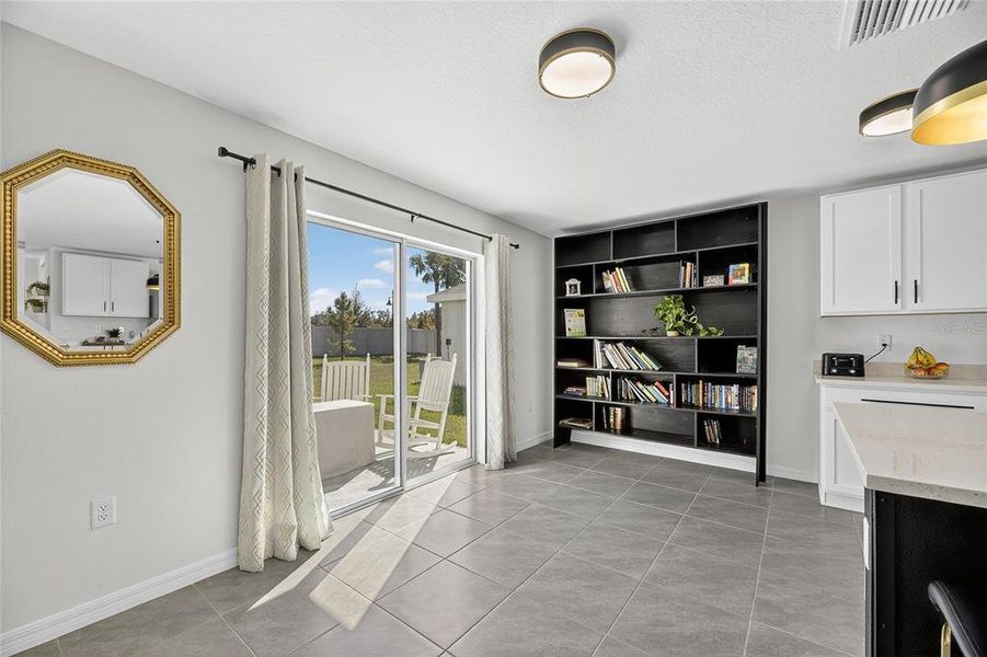 Furnished interior view inside a new home in North Park Isle, Plant City (Image 9).