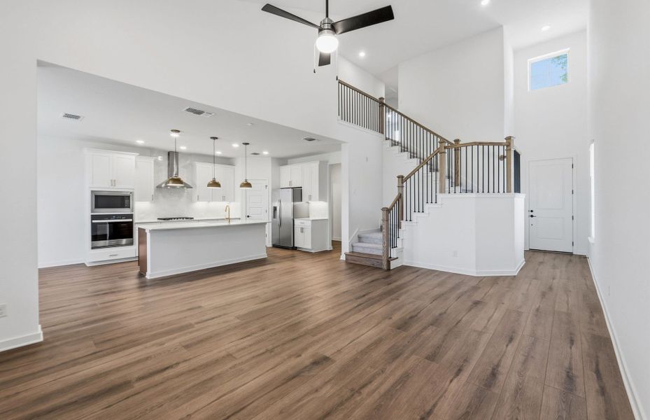 Spacious, unfurnished interior of a new home in Wolf Ranch, Georgetown (Image 41). Spacious, unfurnished interior of a new home in Wolf Ranch, Georgetown (Image 41).