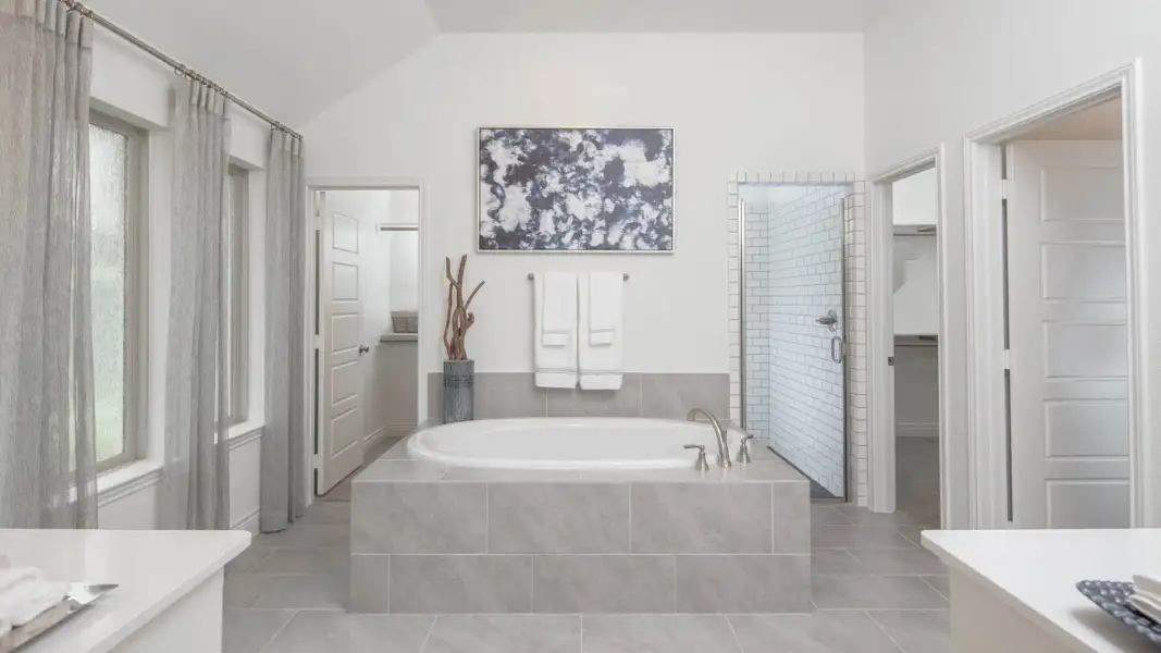 Furnished interior view inside a new home in Sweetgrass, Haslet (Image 14).