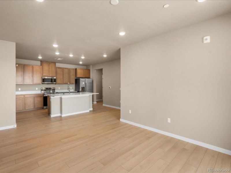 Spacious, unfurnished interior of a new home in Gateway Commons, Denver (Image 16).