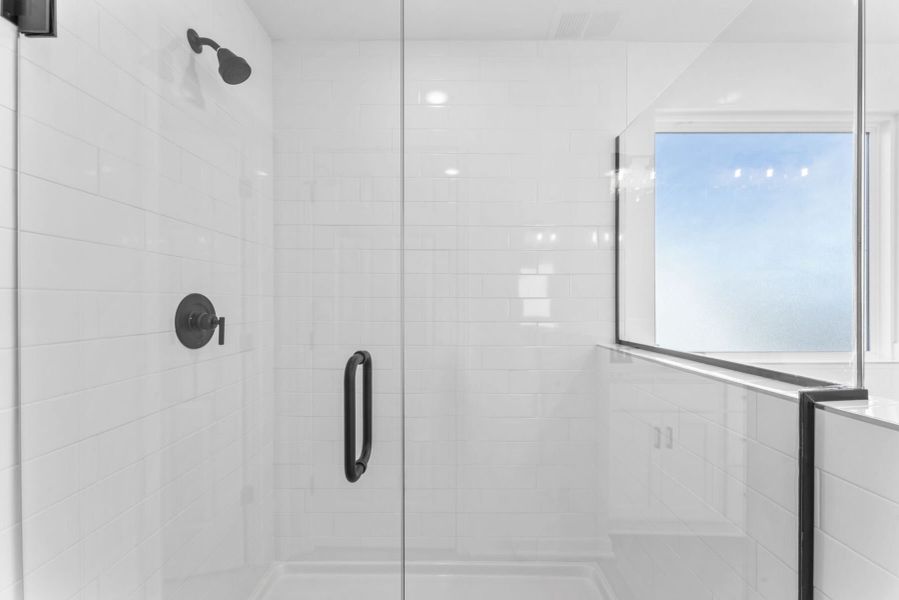 Owner's Bathroom Owner's Bathroom