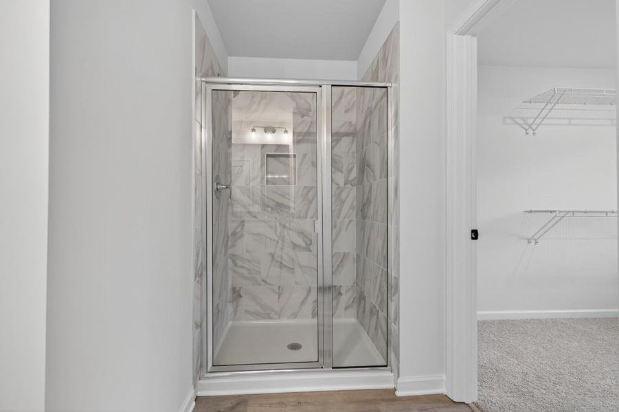 Spacious, unfurnished interior of a new home in Medlock Park, Austell (Image 19).