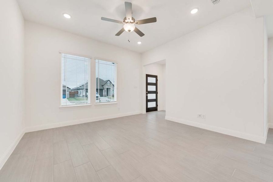 Representative unfurnished interior of a home built from the Eastholme by Pacesetter Homes in Elevon, Lavon (Image 11). Representative unfurnished interior of a home built from the Eastholme by Pacesetter Homes in Elevon, Lavon (Image 11).