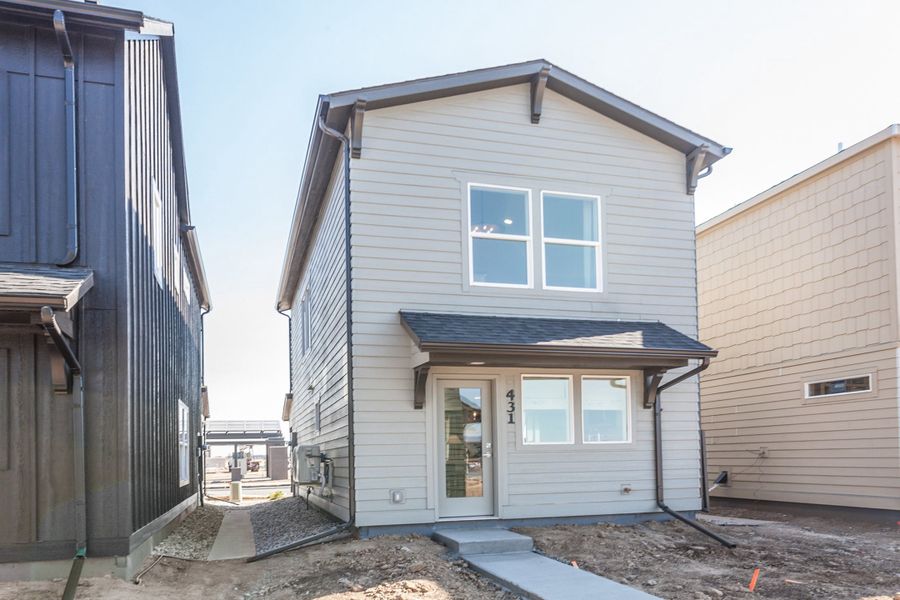 Representative exterior details of a home built from the Magnolia by Hartford Homes in Bloom, Fort Collins (Image 29).