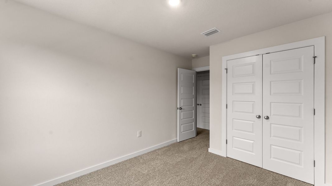 Spacious, unfurnished interior of a new home in Genoa Landing Townhomes, Freeport (Image 23).