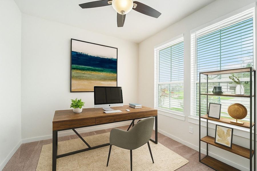 Office - virtually staged Office - virtually staged