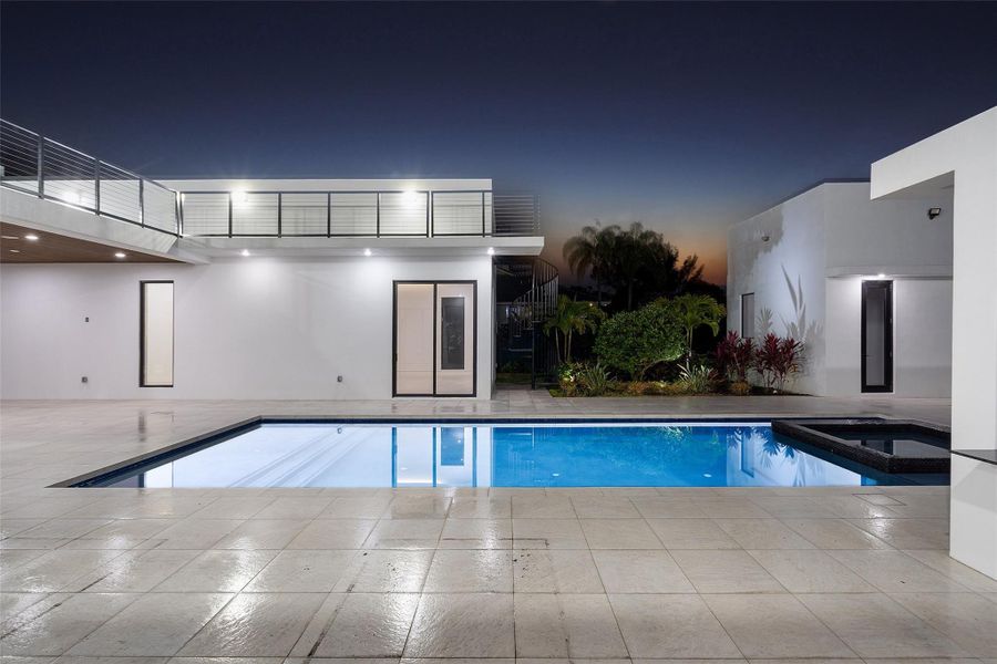 Exterior details and patio area of a home in , Parkland (Image 35).