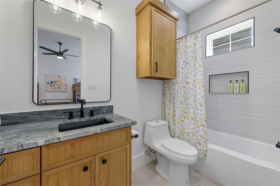 Furnished interior view inside a new home in , Canyon Lake (Image 26).