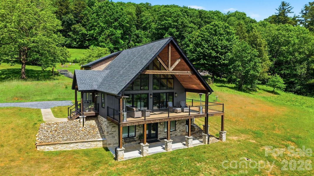 Image 43 of a home in .