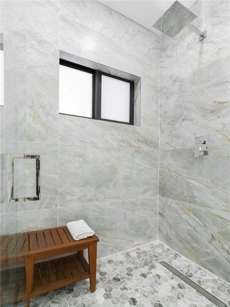 Image 27 of a home in .