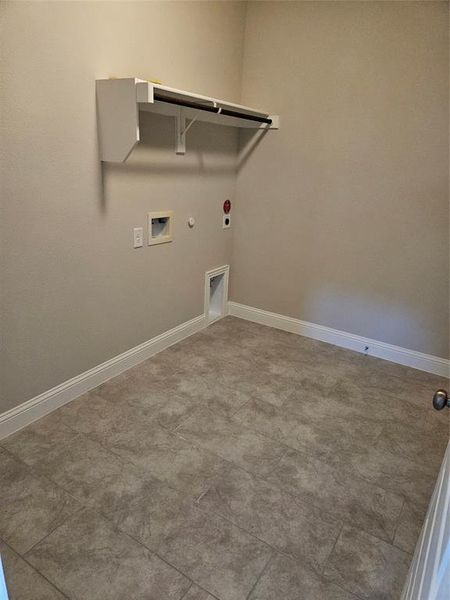 Spacious, unfurnished interior of a new home in Wildcat Ridge, Godley (Image 14).