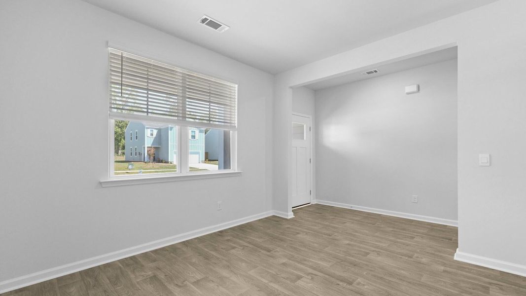 Spacious, unfurnished interior of a new home in Lakeview at Kitfield, Moncks Corner (Image 30).