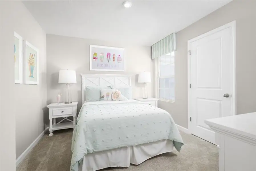Furnished interior view inside a new home in Savannah Lakes, Fort Pierce (Image 8).