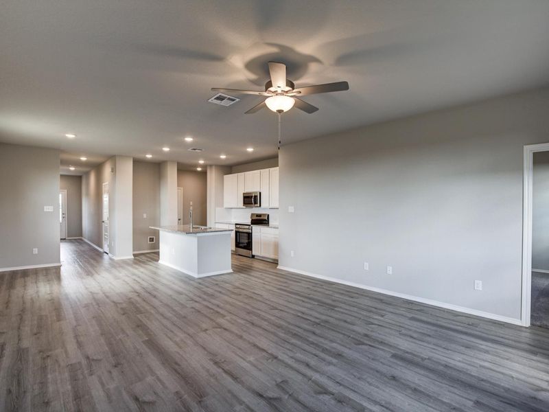 Representative unfurnished interior of a home built from the The Blanco A by Davidson Homes LLC in Applewhite Meadows, San Antonio (Image 19).