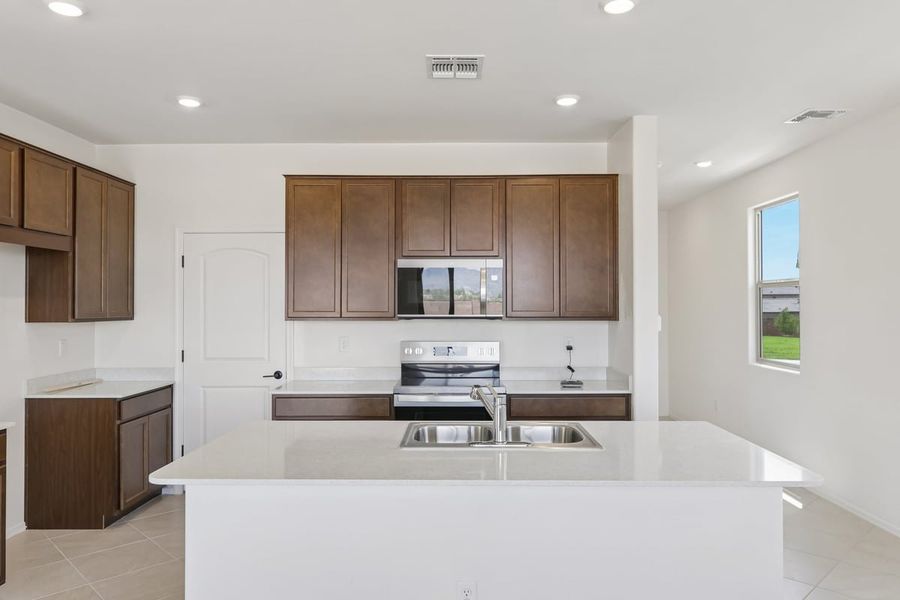 Furnished interior view inside a new home in Founders Ridge, Vail (Image 7).