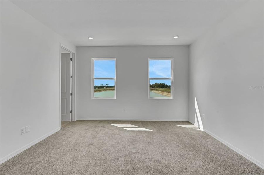 Spacious, unfurnished interior of a new home in Shores at Mirada, San Antonio (Image 23).