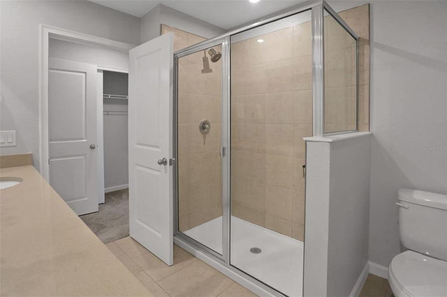 Furnished interior view inside a new home in , Wesley Chapel (Image 14).