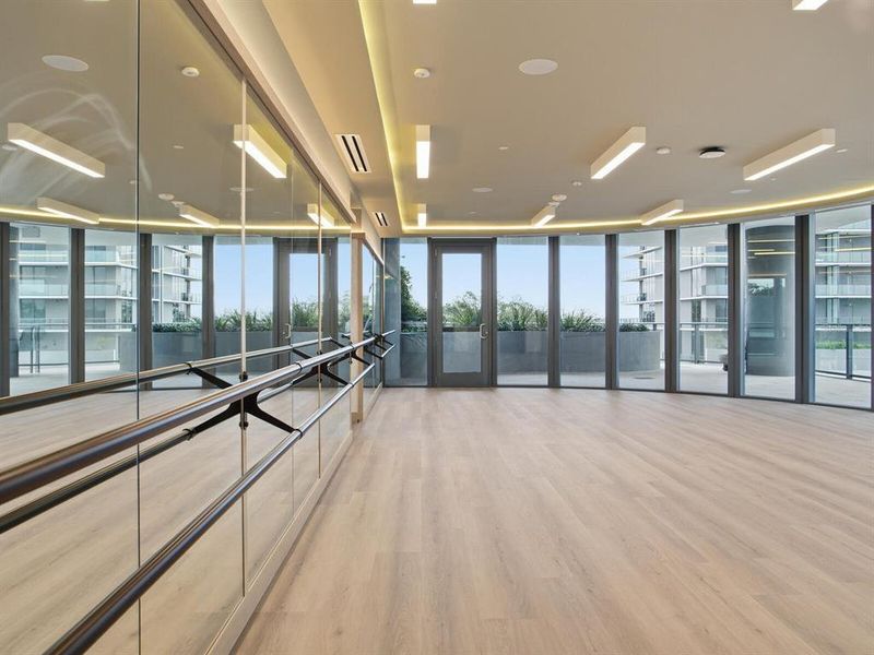 Community amenities in , Tampa (Image 75).