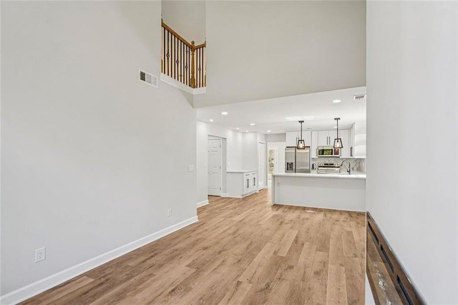 Spacious, unfurnished interior of a new home in , Grayson (Image 28).