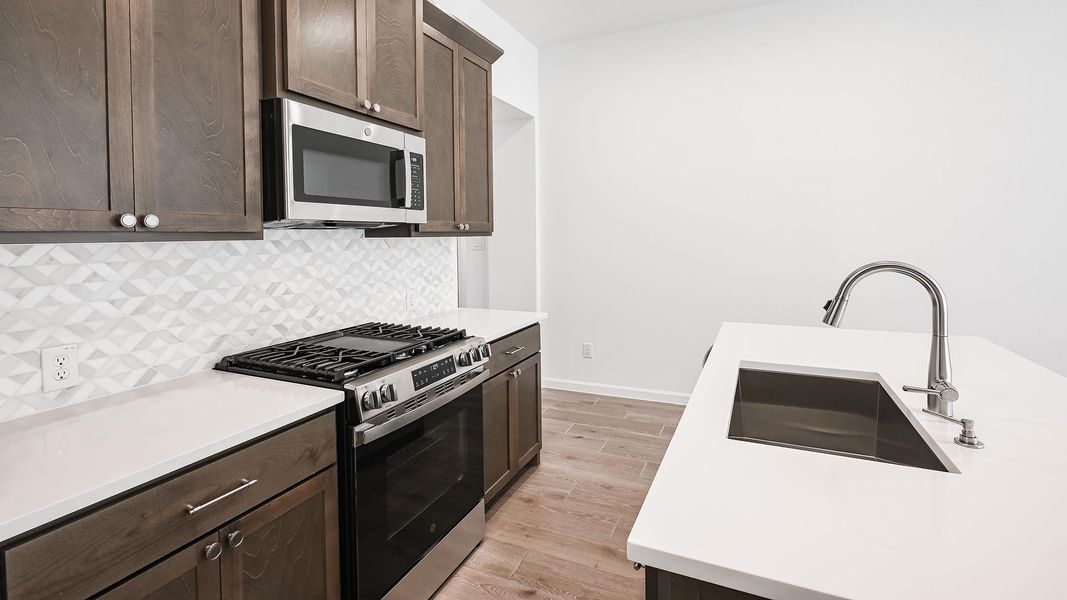 Furnished interior view inside a new home in Crosswinds 40', Kyle (Image 7).