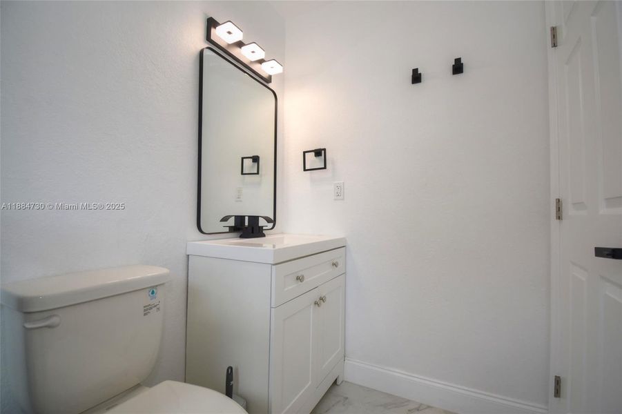 Furnished interior view inside a new home in , Fort Lauderdale (Image 6). Furnished interior view inside a new home in , Fort Lauderdale (Image 6).