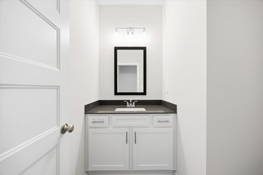 Image 24 of a home in Creekside Manor.