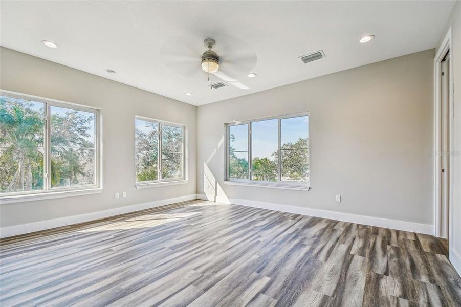 Spacious, unfurnished interior of a new home in , Dunedin (Image 21).