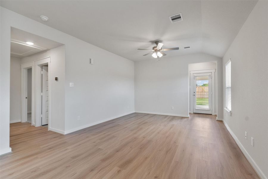 Image 25 of a home in Colony at Pinehurst.