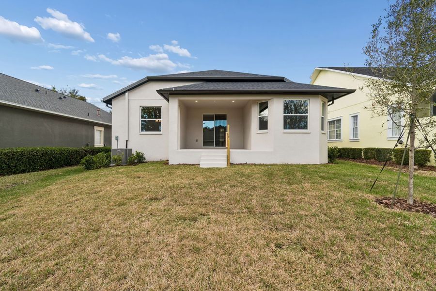 Exterior details and patio area of a home in Southern Hills Plantation, Brooksville (Image 36).
