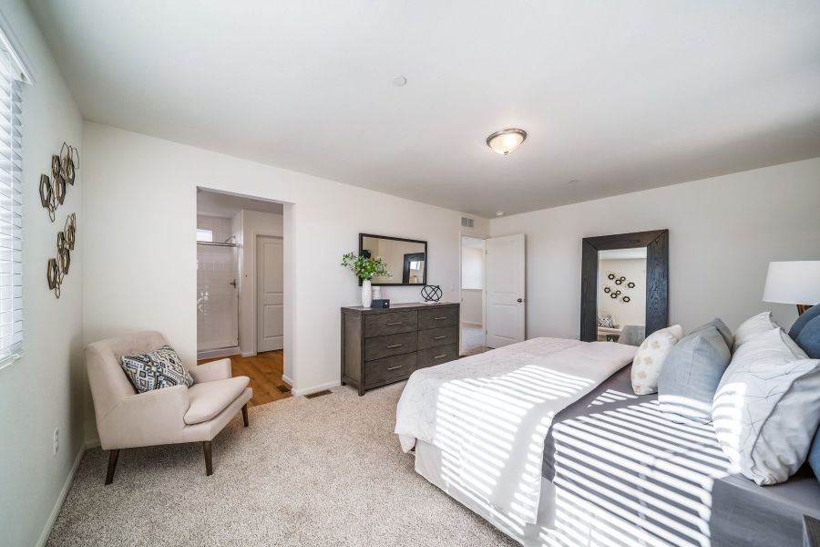 Furnished interior view inside a new home in Thompson River Ranch, Johnstown (Image 13).