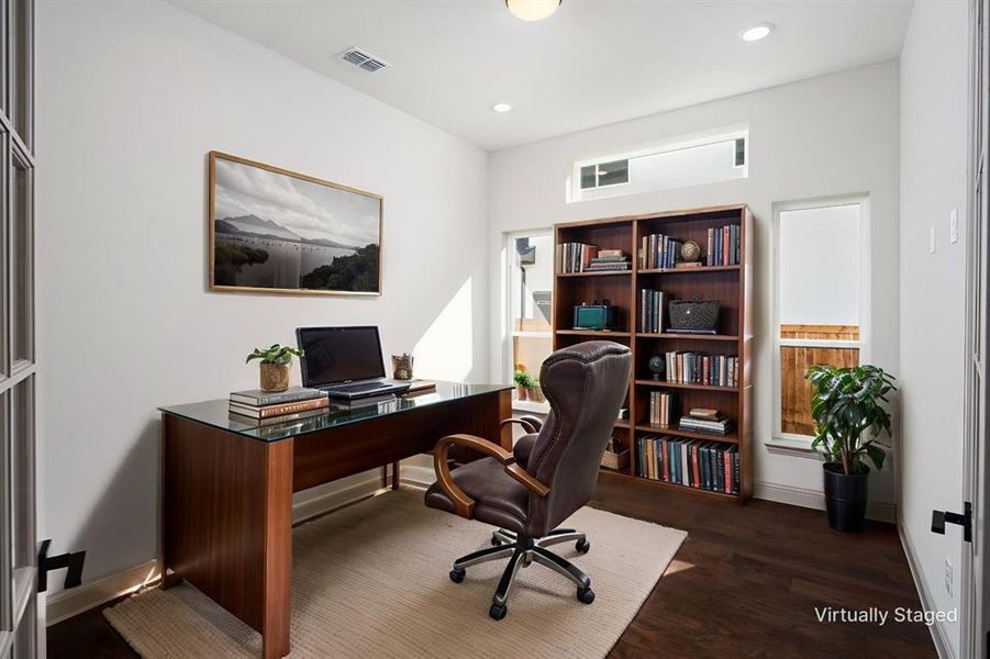 Furnished interior view inside a new home in , Frisco (Image 15).