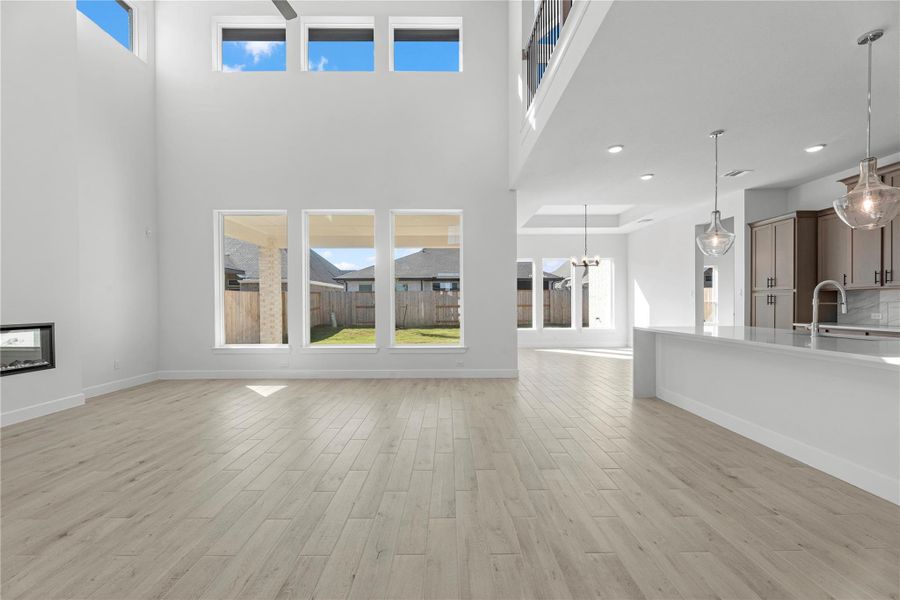 Spacious, unfurnished interior of a new home in Meridiana, Manvel (Image 11). Spacious, unfurnished interior of a new home in Meridiana, Manvel (Image 11).
