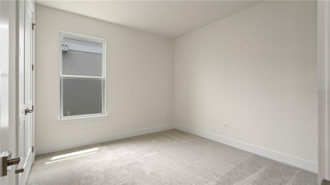 Spacious, unfurnished interior of a new home in Trailside, Mount Dora (Image 21).