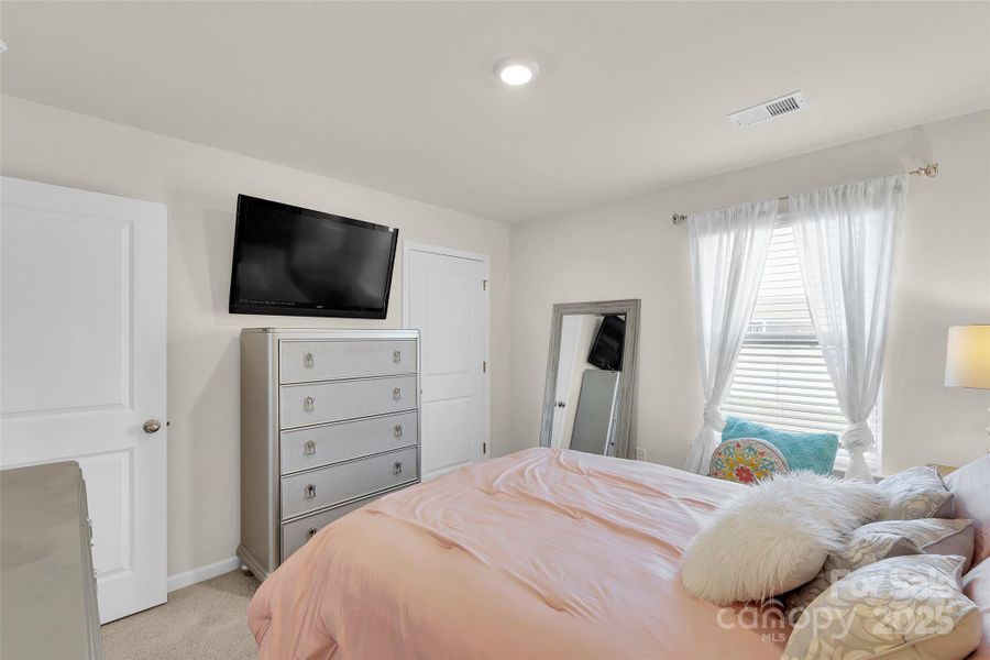 Furnished interior view inside a new home in , Simpsonville (Image 15).