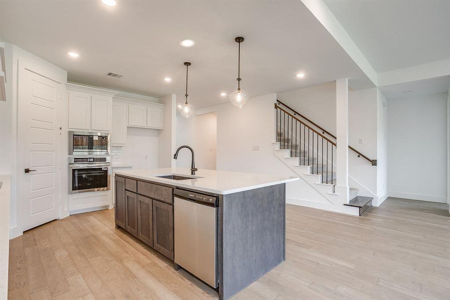 Furnished interior view inside a new home in Talon Hills, Fort Worth (Image 13).