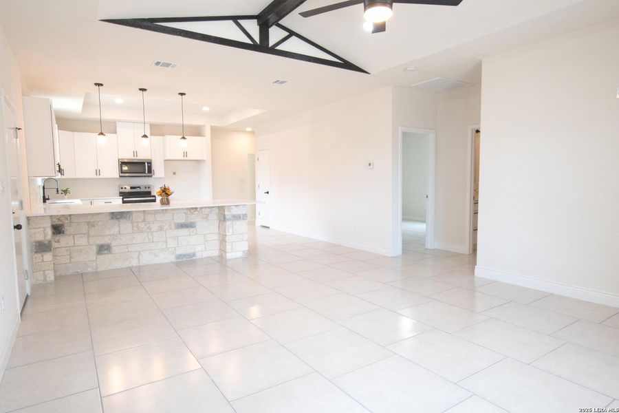 Spacious, unfurnished interior of a new home in , Spring Branch (Image 16). Spacious, unfurnished interior of a new home in , Spring Branch (Image 16).