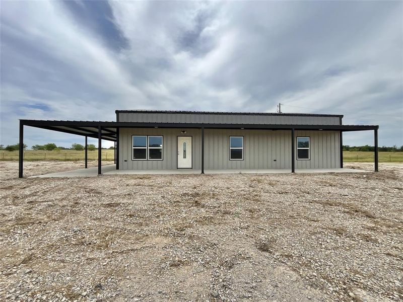 Exterior details and patio area of a home in , Mineral Wells (Image 13).