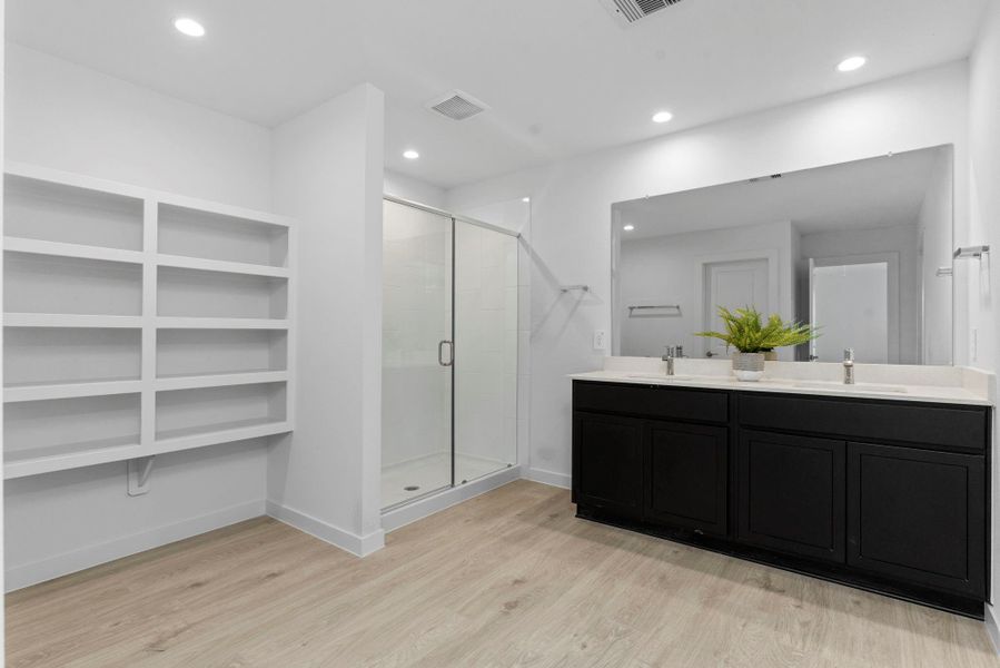 *Images and 3D tour are for illustration only and options may vary from home as built. *Images and 3D tour are for illustration only and options may vary from home as built.