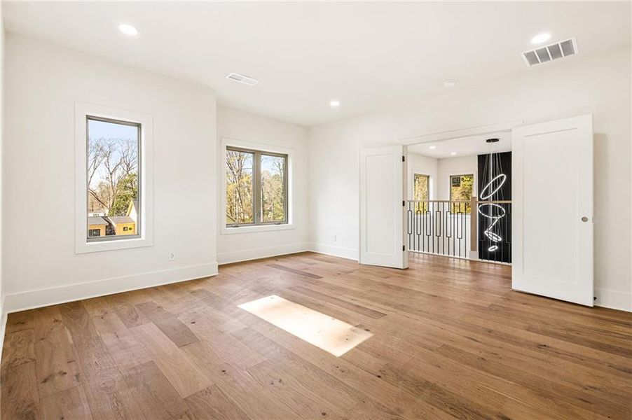 Spacious, unfurnished interior of a new home in , Atlanta (Image 32). Spacious, unfurnished interior of a new home in , Atlanta (Image 32).