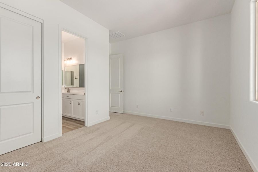 23 - Saddle 23 - Saddle