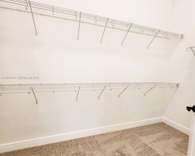 Spacious, unfurnished interior of a new home in , Westlake (Image 23).