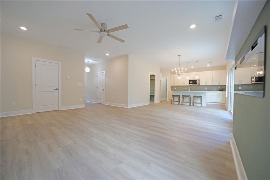 Spacious, unfurnished interior of a new home in , Covington (Image 14).