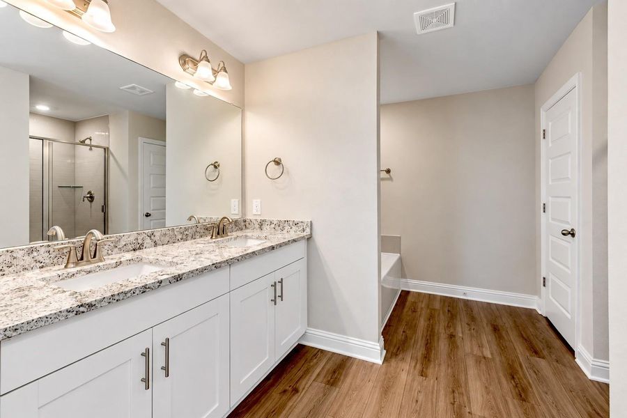 Furnished interior view inside a new home in Lago Mar, Texas City (Image 13).