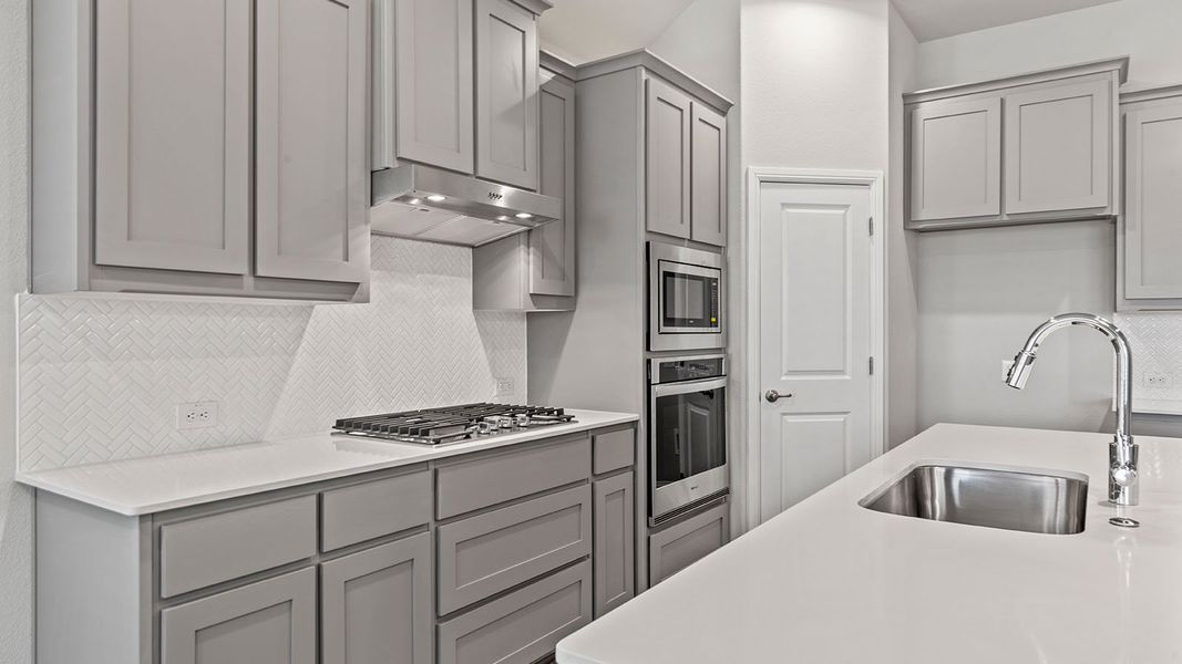 Furnished interior view inside a new home in Morningstar, Aledo (Image 8).