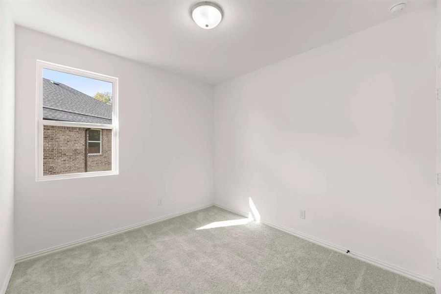 Spacious, unfurnished interior of a new home in Monticello Park, Princeton (Image 27).
