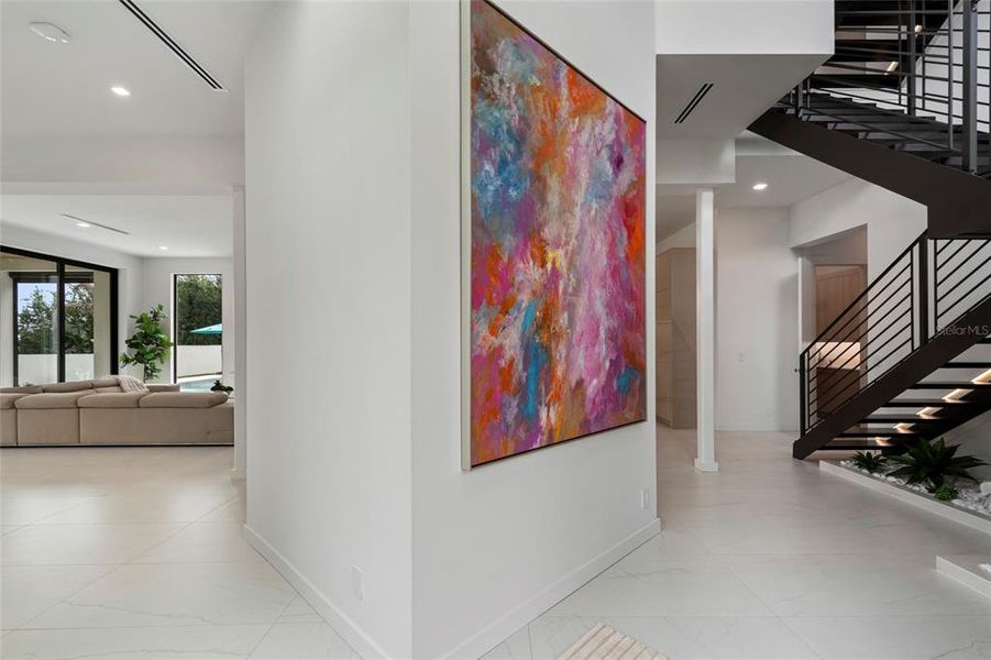 Image 91 of a home in .