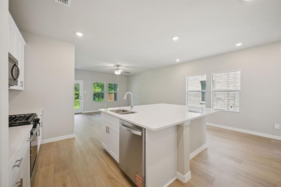 Photo is not of the actual home, but is an inspirational photo of builder’s model home and may depict options, furnishings, and/or decorator features that are not included.