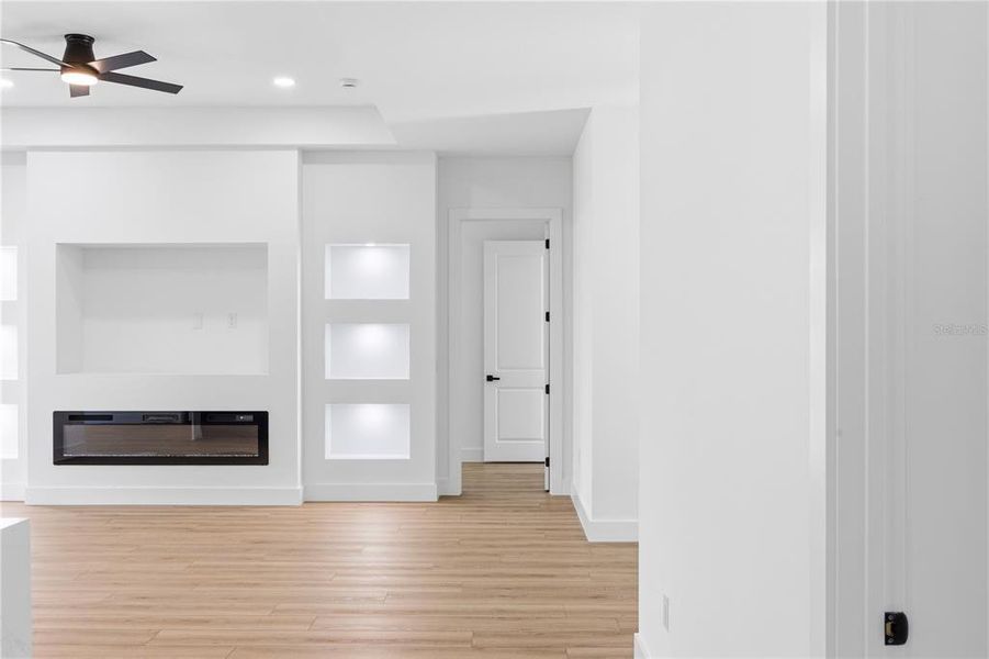 Spacious, unfurnished interior of a new home in , North Port (Image 20). Spacious, unfurnished interior of a new home in , North Port (Image 20).